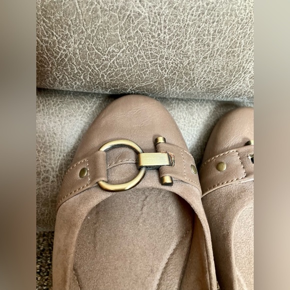 AEROSOLES Woman’s Dress Shoes - Picture 6 of 6